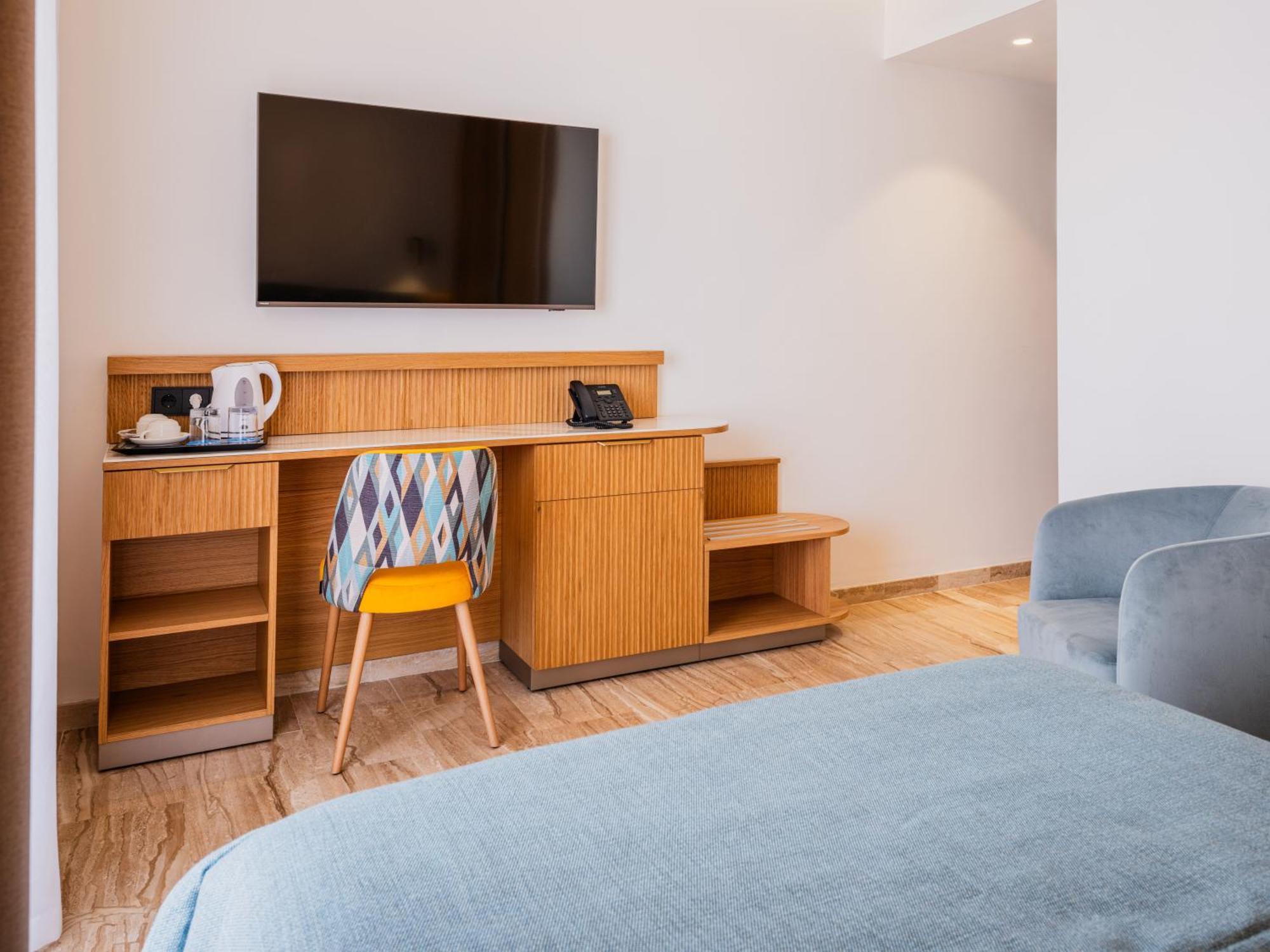 Grupotel Playa Camp De Mar - Adults Only Экстерьер фото