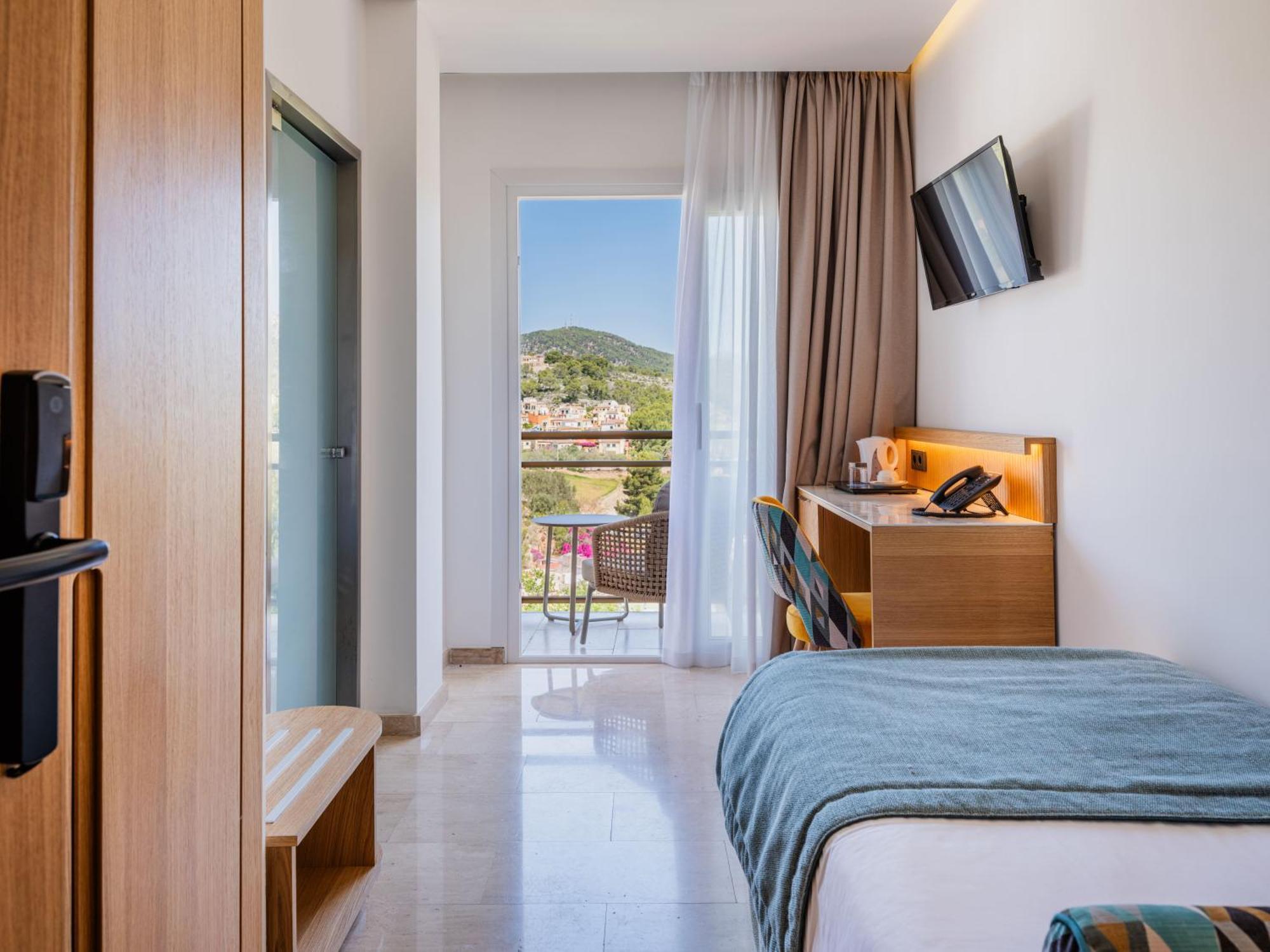 Grupotel Playa Camp De Mar - Adults Only Экстерьер фото